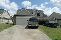 Pre-foreclosure in  HIDDEN CREEK CIR Warner Robins, GA 31088