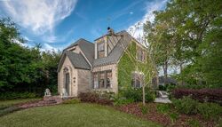 Pre-foreclosure in  CHALLEN AVE Jacksonville, FL 32205