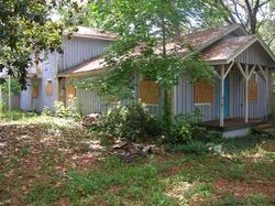 Pre-foreclosure in  BAILEY DR Niceville, FL 32578