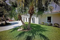 Pre-foreclosure in  NE 57TH CT Fort Lauderdale, FL 33308