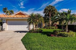 Pre-foreclosure in  DONOSO CT Naples, FL 34109