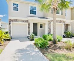 Pre-foreclosure in  RED CARPET CT Riverview, FL 33578