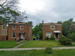Pre-foreclosure in  S PERRY AVE Chicago, IL 60620