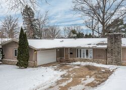  Meadowcrest Dr, Downers Grove IL