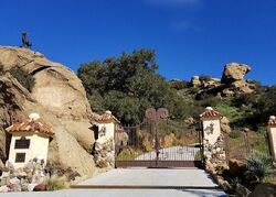 Pre-foreclosure in  SANTA SUSANA PASS RD Chatsworth, CA 91311