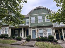 Pre-foreclosure in  PERSIA WAY Nashville, TN 37211