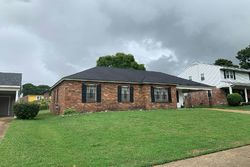 Pre-foreclosure in  CRIDER ST Memphis, TN 38111