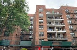 Pre-foreclosure in  PARSONS BLVD F Flushing, NY 11354