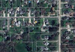 Pre-foreclosure in  TERRACEVIEW AVE Wadsworth, OH 44281