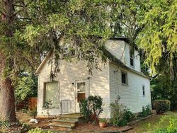 Pre-foreclosure in  E RIVER RD Elyria, OH 44035