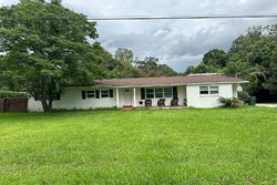 Pre-foreclosure in  NE 12TH ST Ocala, FL 34470