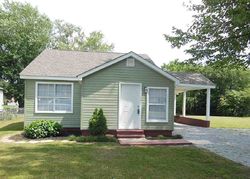 Pre-foreclosure in  WARREN ST Athens, TN 37303