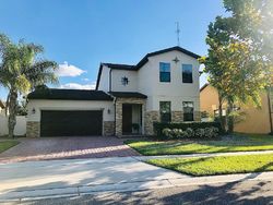 Pre-foreclosure in  COSTA MESA LN Kissimmee, FL 34744
