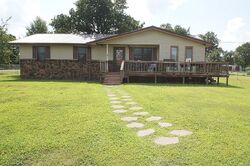 Pre-foreclosure in  N 580 RD Tahlequah, OK 74464