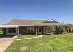 Pre-foreclosure in  RIDGE ST Tahlequah, OK 74464