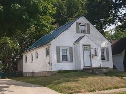 Pre-foreclosure in  W RALEIGH AVE Mansfield, OH 44907