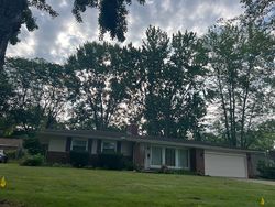 Pre-foreclosure in  SPRING RIVER DR Southfield, MI 48076