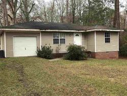 Pre-foreclosure in  W SIMPSON AVE Mendenhall, MS 39114