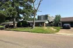 Pre-foreclosure in  PINE CIRCLE DR Pearl, MS 39208