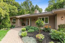  E 125th St, Burnsville MN