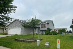 Pre-foreclosure in  OSHKOSH LN NW Rochester, MN 55901