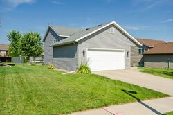 Pre-foreclosure in  OSHKOSH LN NW Rochester, MN 55901