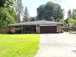 Pre-foreclosure in  LONG ST Burton, MI 48519