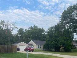 Pre-foreclosure in  N MILLER RD Saginaw, MI 48609