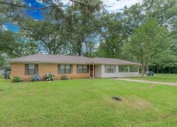 Pre-foreclosure in  EVELYN ST Mooringsport, LA 71060