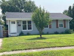 Pre-foreclosure Listing in LINCOLN ST POLK CITY, IA 50226