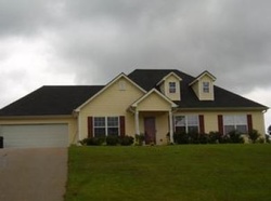 Pre-foreclosure in  TYLER LN Thomaston, GA 30286