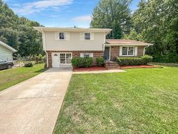 Pre-foreclosure in  HERITAGE LN Morrow, GA 30260