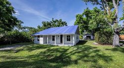 Pre-foreclosure in  LLOYD RD North Fort Myers, FL 33917