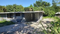 Pre-foreclosure in  HUNTERS GREEN DR Fort Myers, FL 33905