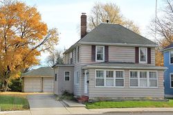 Pre-foreclosure in  N 4TH ST Dekalb, IL 60115