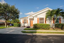 Pre-foreclosure in  KELSEY LN Fort Lauderdale, FL 33321