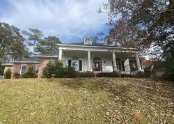 Pre-foreclosure in  WHITEHALL PKWY Montgomery, AL 36109