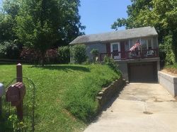 Pre-foreclosure in  BUDS WAY Latonia, KY 41015