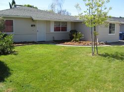 Pre-foreclosure in  WINDSOR DR Sacramento, CA 95864