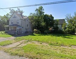 Pre-foreclosure in  OXFORD ST Youngstown, OH 44510