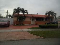 Pre-foreclosure in  SW 35TH ST Miami, FL 33175