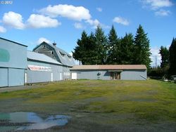 Pre-foreclosure in  S KNIGHTS BRIDGE RD Canby, OR 97013