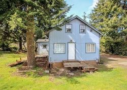 Pre-foreclosure in  HIGHWAY 101 Florence, OR 97439