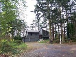 Pre-foreclosure in  ISLAND VIEW RD Oak Harbor, WA 98277