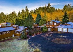 Pre-foreclosure in  PEPPERMILL RD Kelso, WA 98626