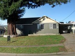 Pre-foreclosure in  E 10TH ST Coquille, OR 97423