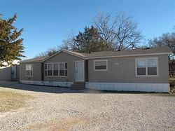 Pre-foreclosure in  CARDINAL RD Ardmore, OK 73401