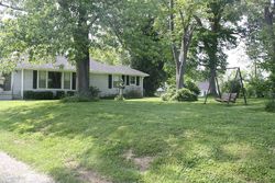 Pre-foreclosure in  OLD CORYDON RD Henderson, KY 42420