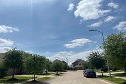 Pre-foreclosure in  ADOBE RIDGE LN Katy, TX 77493