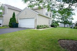 Pre-foreclosure in  HUNTERS RIDGE DR UNIT 91 Genoa City, WI 53128